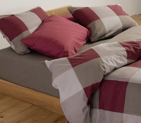 ΣΕΤ ΣΕΝΤΟΝΙΑ 4ΤΜΧ ΒΑΜΒΑΚΕΡΑ ΔΙΠΛΑ CASUAL CHECK 2Χ(200Χ270)+2Χ(52Χ72) NEF-NEF HOMEWARE BORDO - Image 2